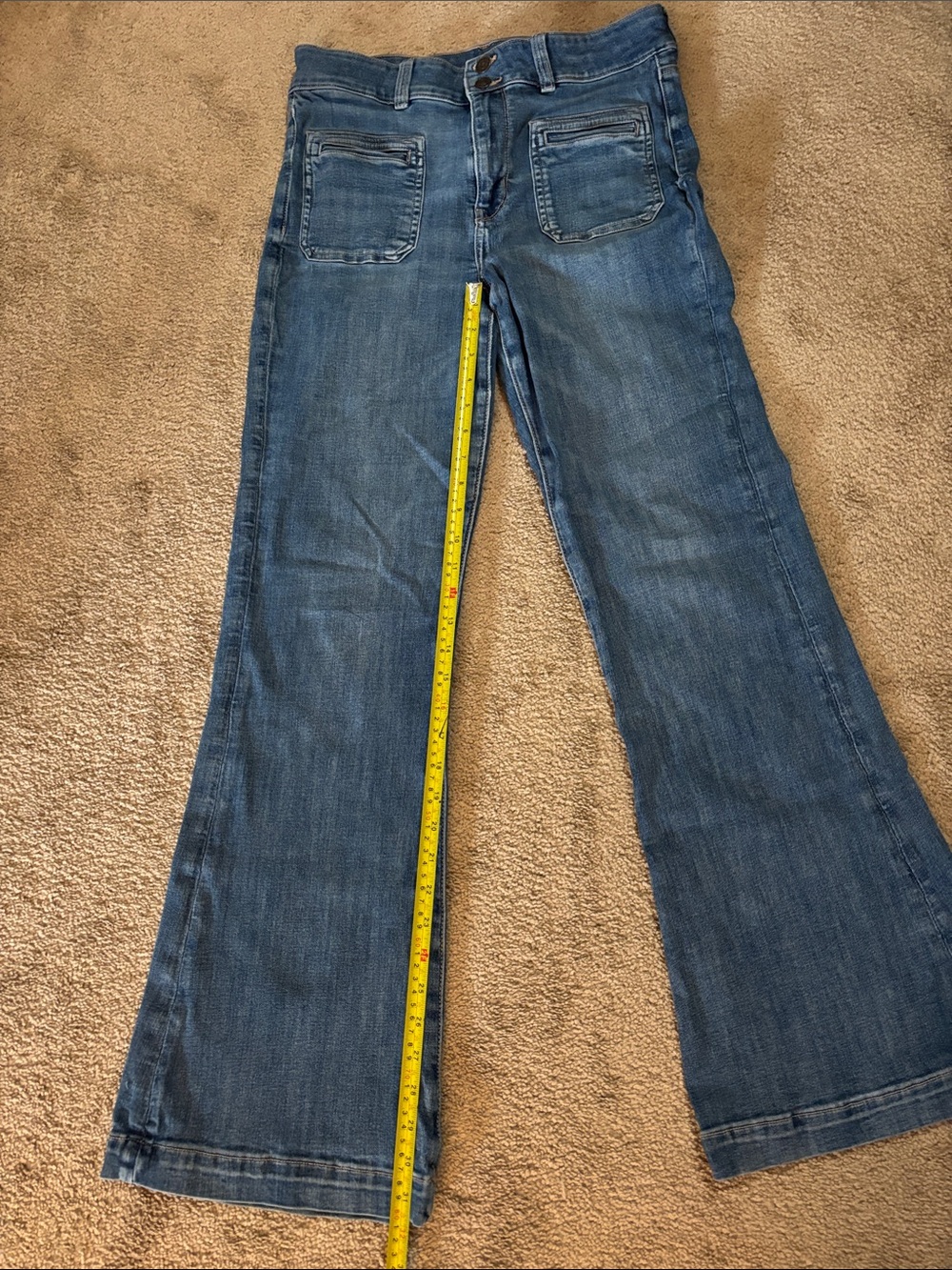 American Eagle Outfitters Medium Blue Flare Jeans with Front Patch Pockets - Picture 3 of 8